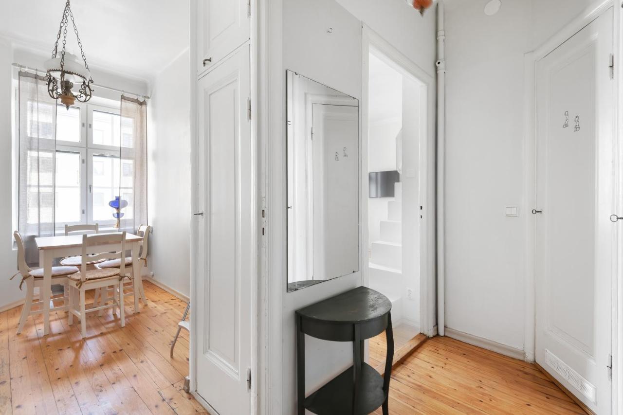 Wehost Spacious For 5 With A Kitchen * Helsinki