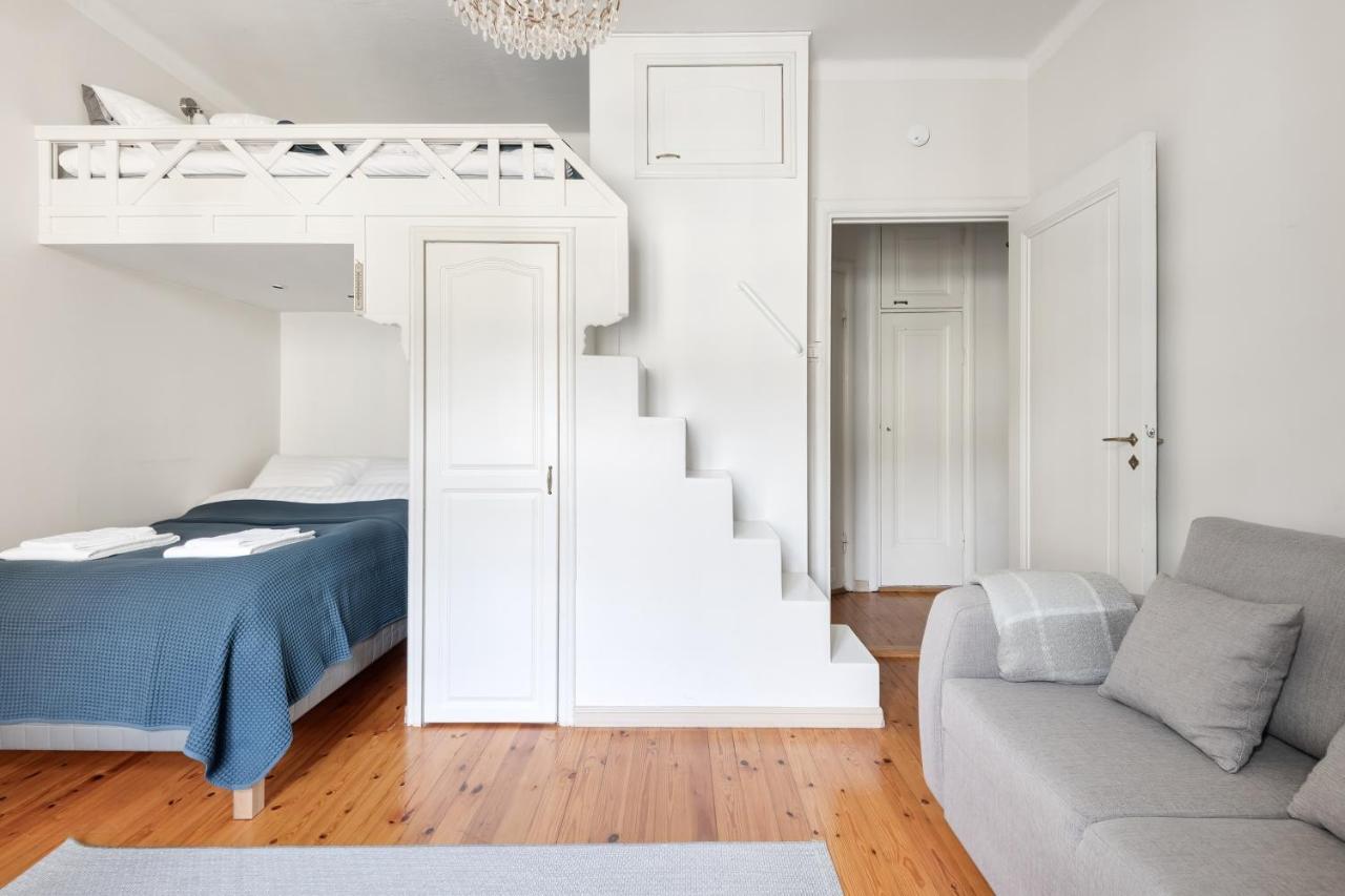 Wehost Spacious For 5 With A Kitchen Helsinki